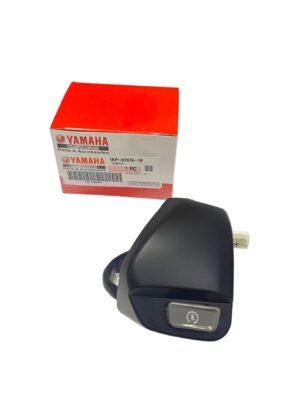 HANDLE-SWITCH.jpeg AVANTIZ / SOLARIZ / LC135 (V1~V7) / EGO LC / EGO LC FI / EGO’S FI YAMAHA HANDLE SWITCH (RIGHT) YAMAHA ORIGINAL 1KP-H3976-00